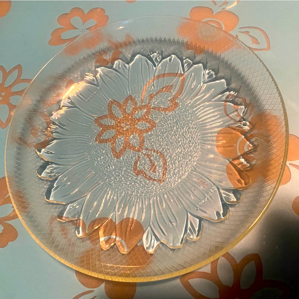 🌻PASARI🌻 5-PC SET VTG CLEAR GLASS SUNFLOWER INDONESIAN SALAD DECRETIVE PLATES